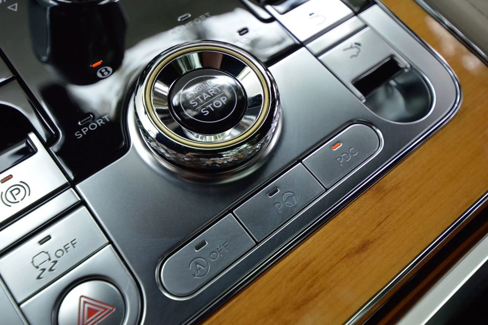 Used 2021 Bentley Continental GT image 44