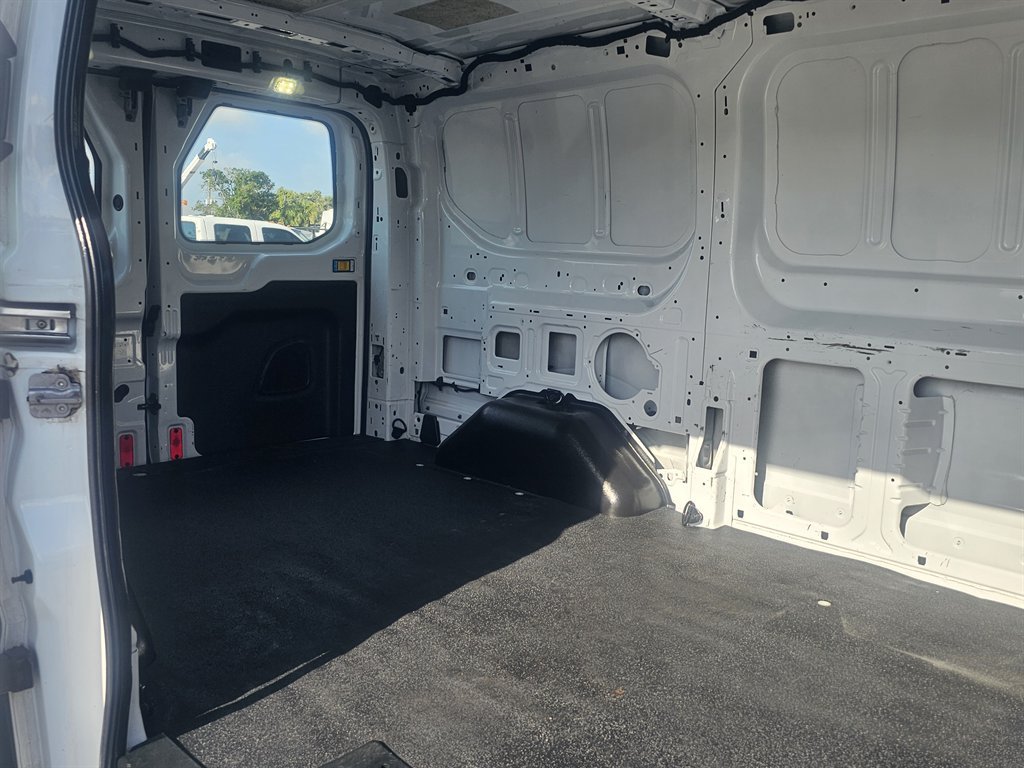Used 2016 Ford Transit 250 130 Low Roof RWD image 16
