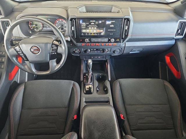 Used 2025 Nissan Frontier PRO-4X AWD/4WD image 18