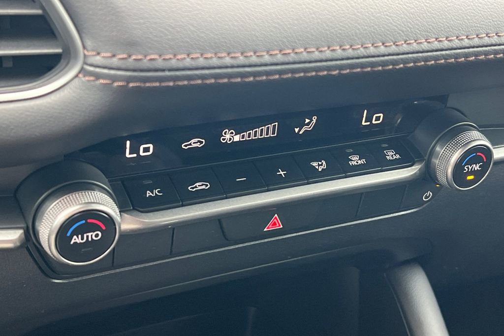 Certified 2025 MAZDA MAZDA3 s Sport image 23
