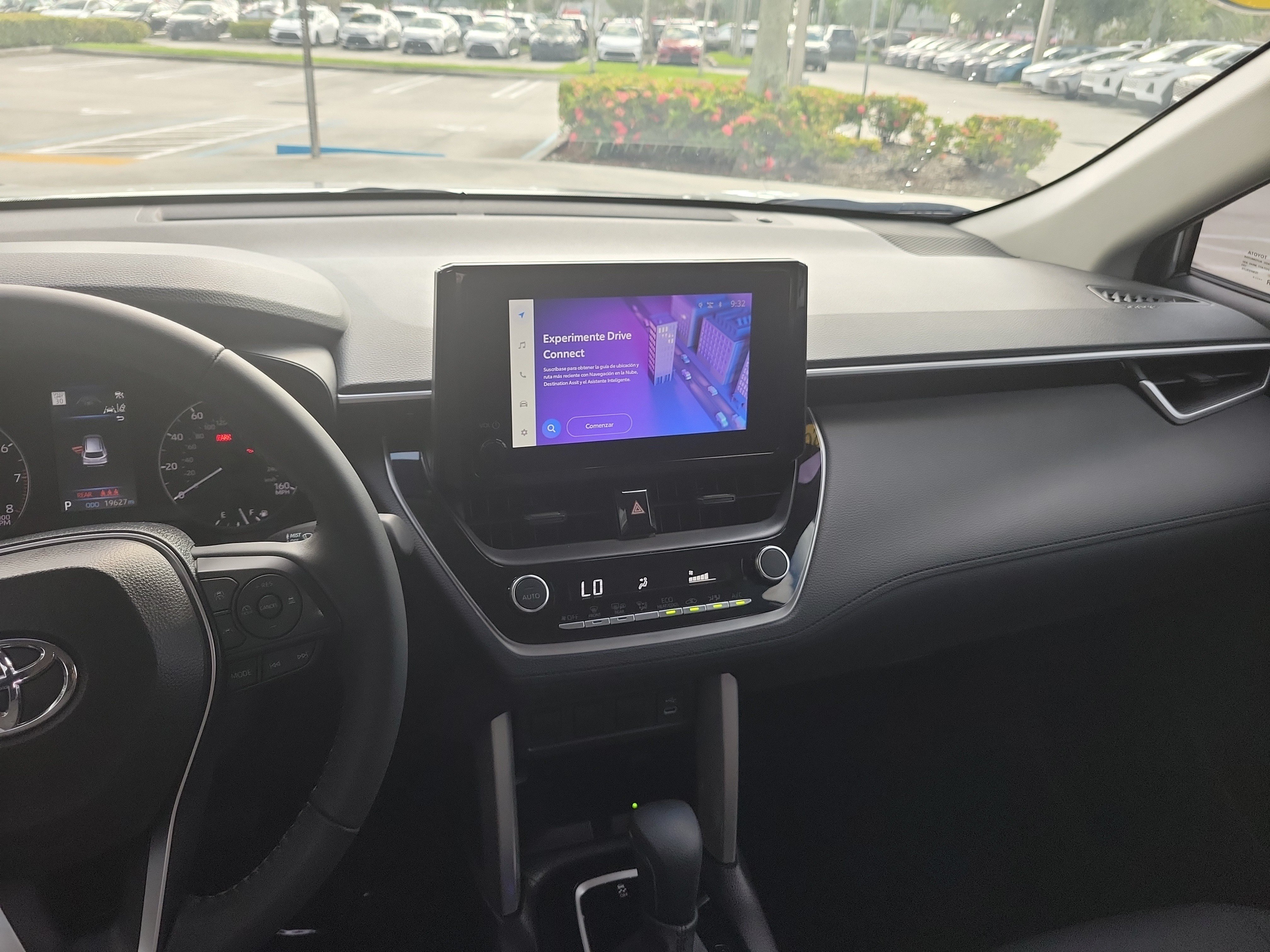 Used 2024 Toyota Corolla Cross LE FWD image 18