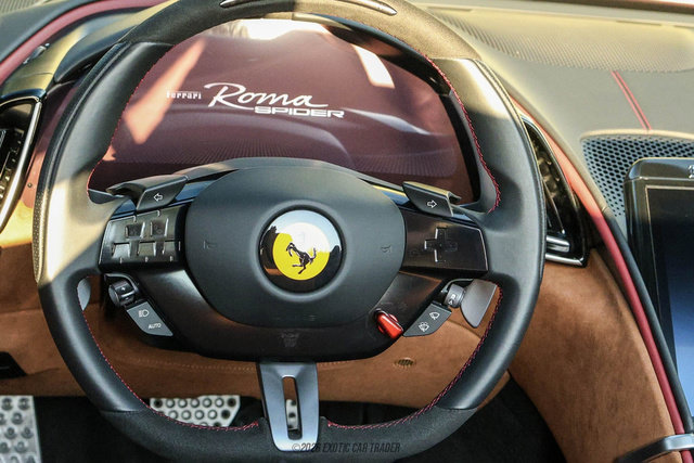 Used 2025 Ferrari Roma Spider RWD image 34