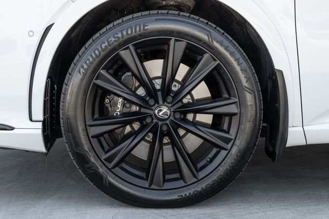 Used 2024 Lexus RX 500h F Sport image 15