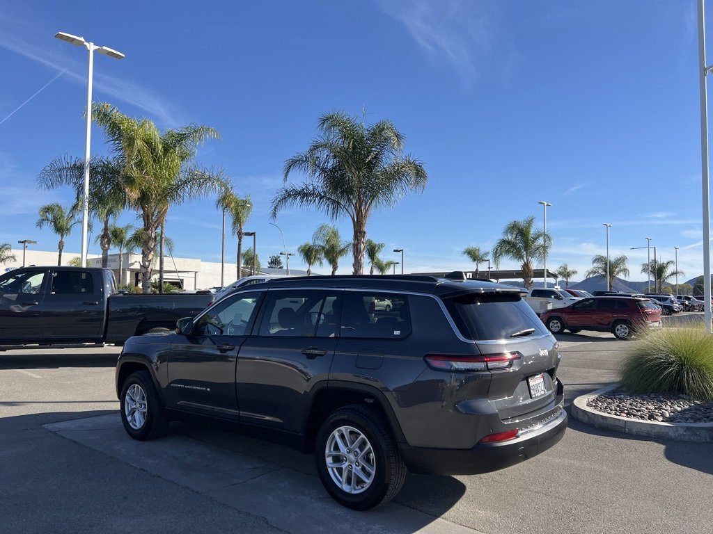 Used 2025 Jeep Grand Cherokee L Laredo w/ Luxury Tech Group I image 6