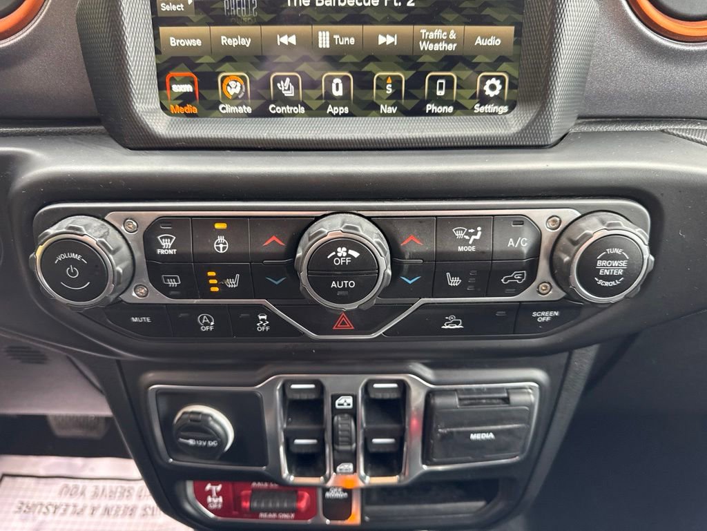 Used 2021 Jeep Gladiator Mojave AWD/4WD image 27