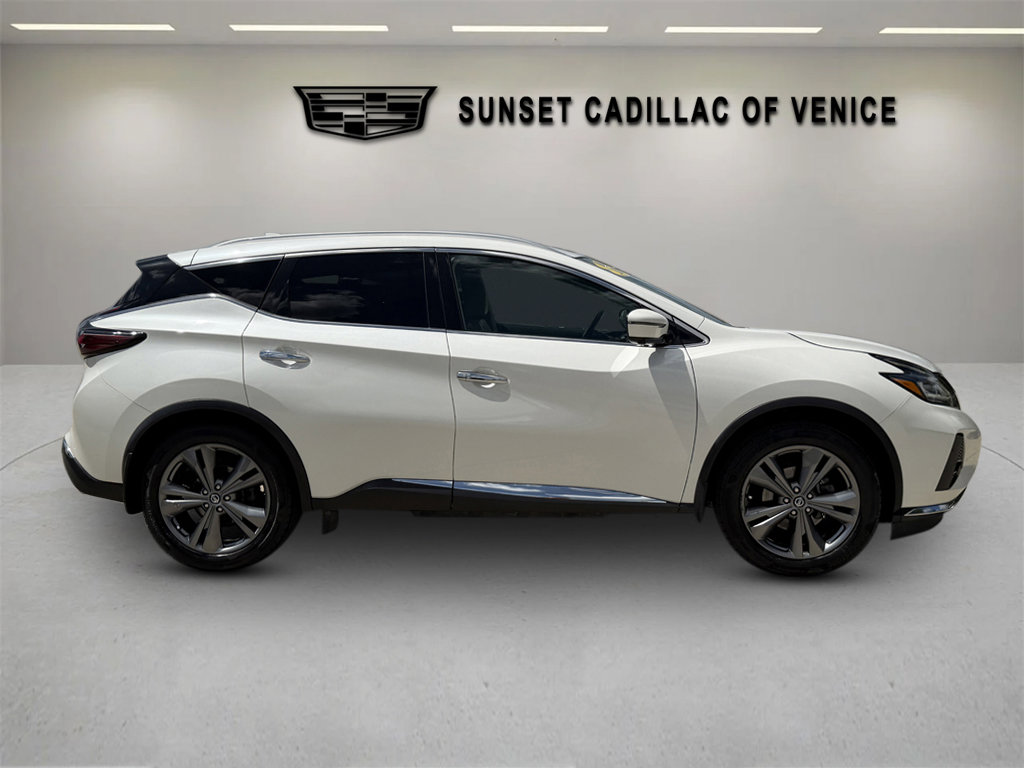 Used 2019 Nissan Murano Platinum image 2