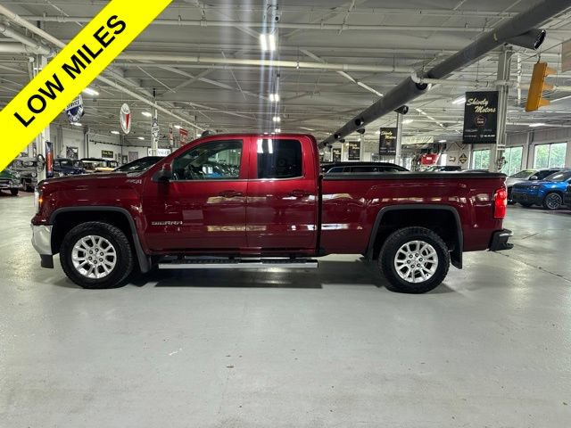 Used 2017 GMC Sierra 1500 SLE w/ SLE Value Package AWD/4WD image 2