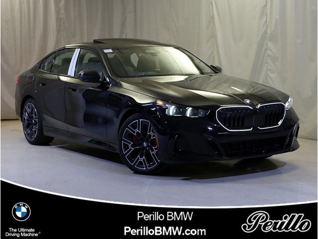 Used 2026 BMW 540i xDrive image 1