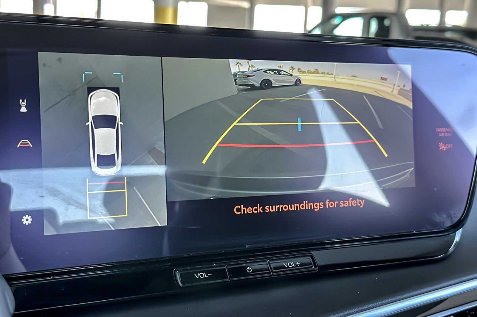 Used 2025 Toyota Mirai XLE RWD image 18