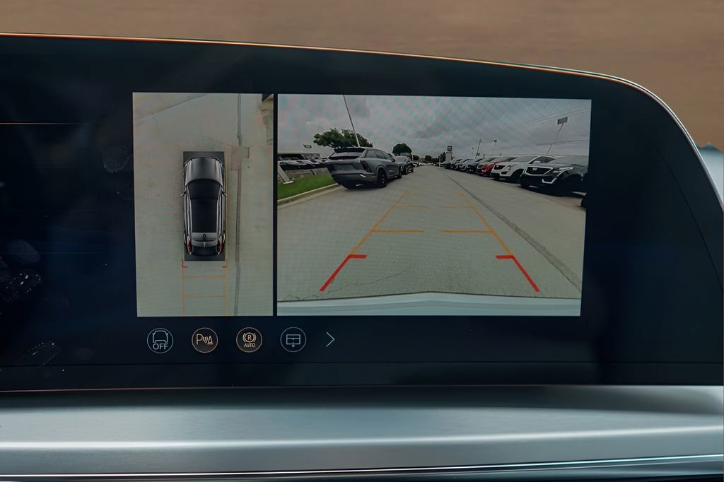 New 2026 Cadillac Lyriq Luxury w/ LPO, Floor Liner Package AWD/4WD image 12