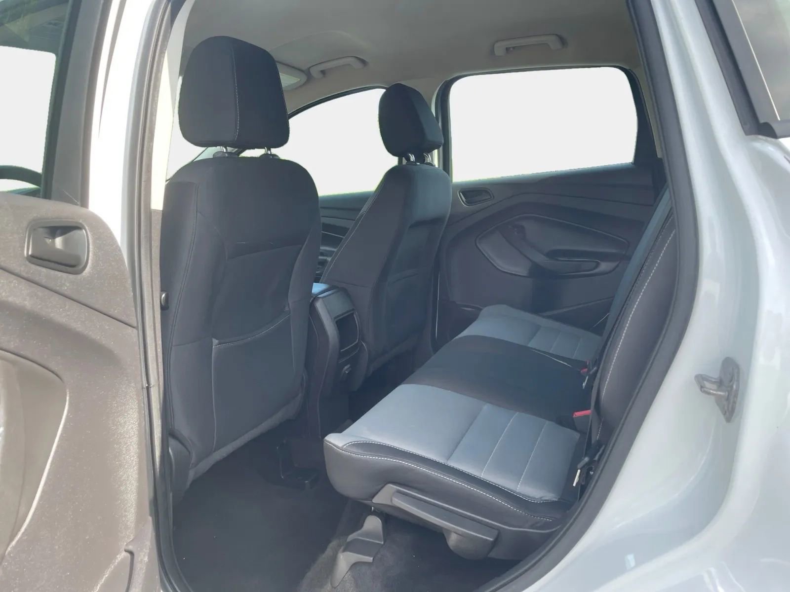 Used 2017 Ford Escape S FWD image 10
