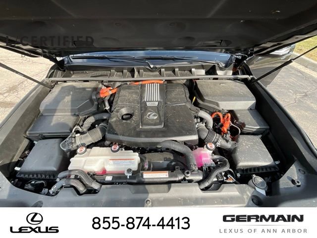 Used 2025 Lexus LX 700h F Sport image 23