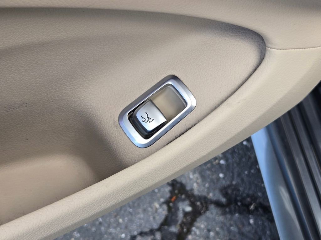 Used 2019 Mercedes-Benz S 560 Sedan image 15