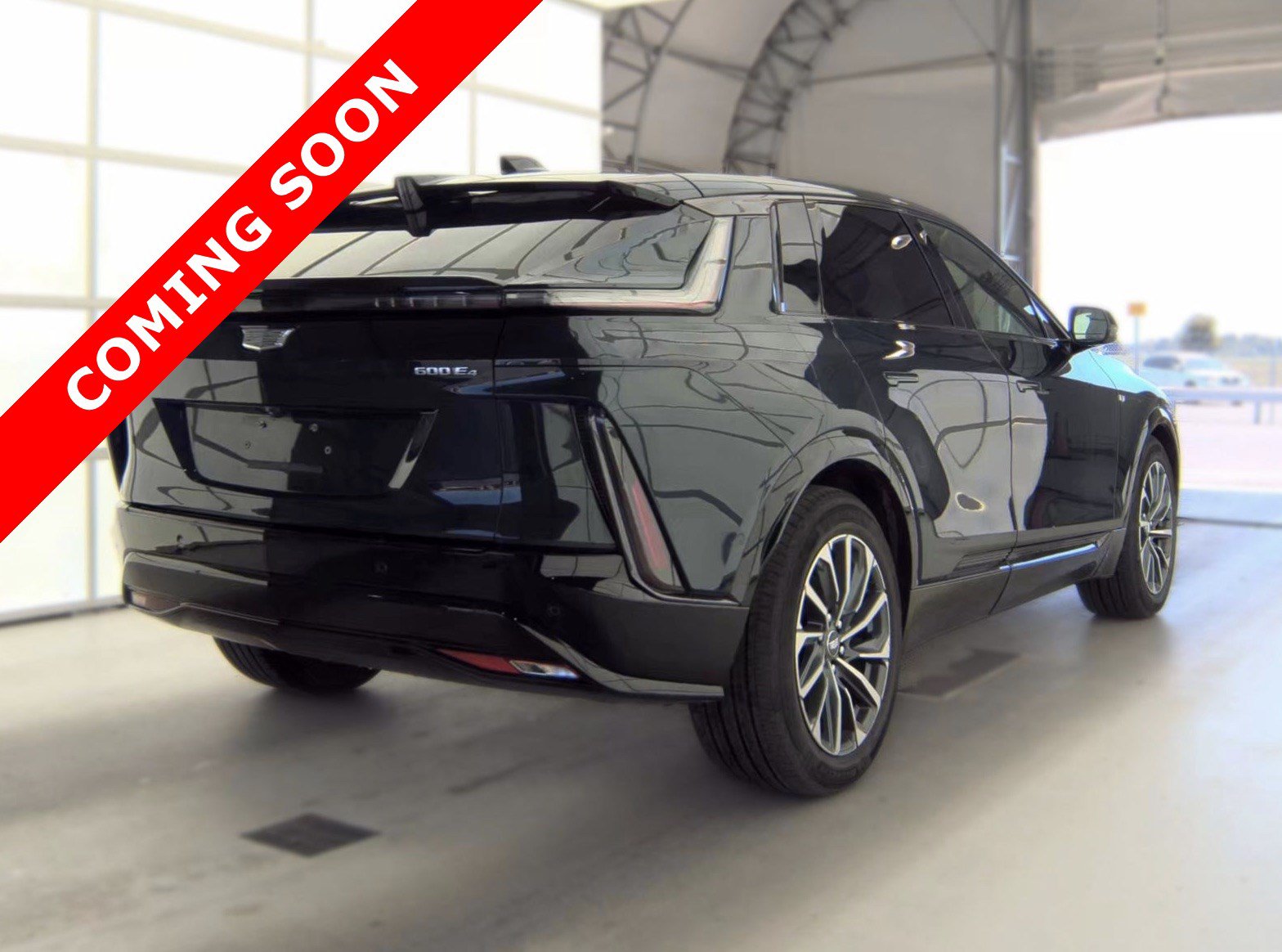 Used 2024 Cadillac Lyriq Sport w/ LPO, Floor Liner Package AWD/4WD image 5