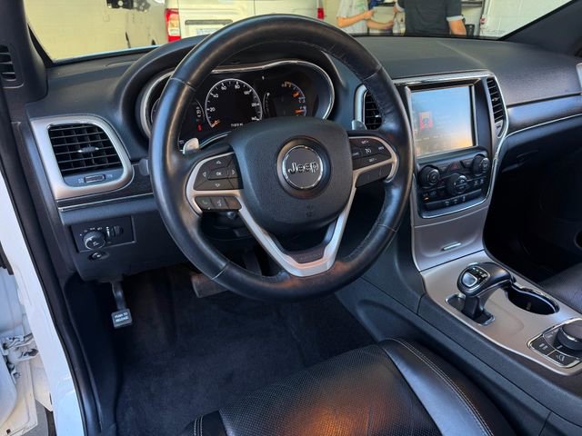 Used 2015 Jeep Grand Cherokee Limited w/ Luxury Group II image 28