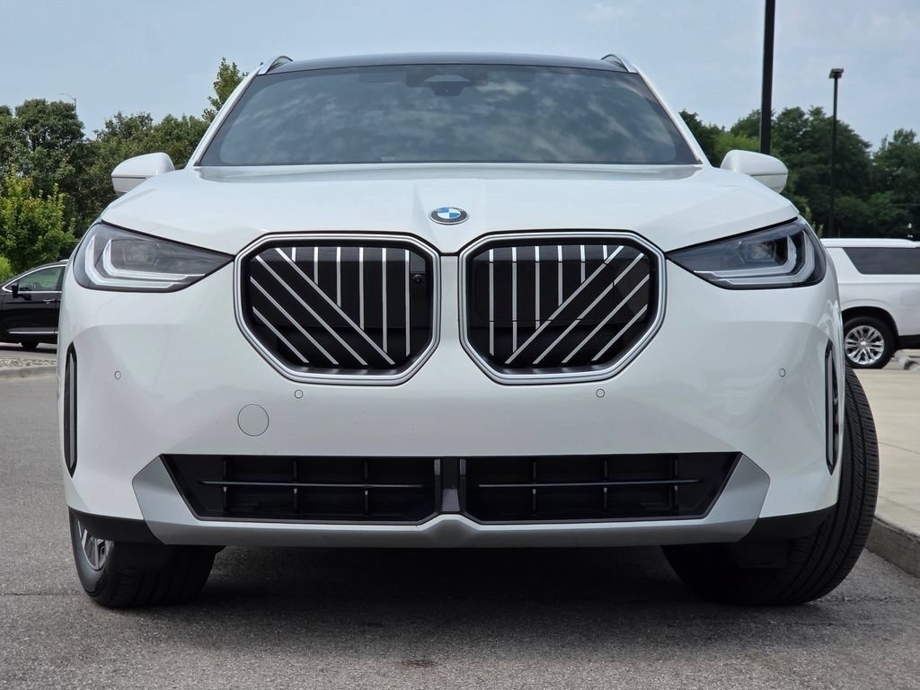 Used 2026 BMW X3 xDrive30i w/ Premium Package AWD/4WD image 3