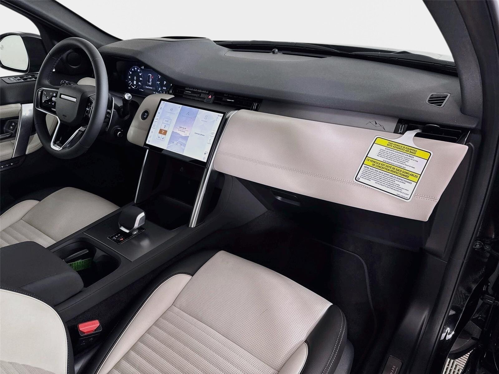 New 2026 Land Rover Discovery Sport Landmark AWD/4WD image 31