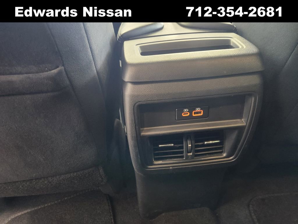 Used 2023 Nissan Murano S image 15