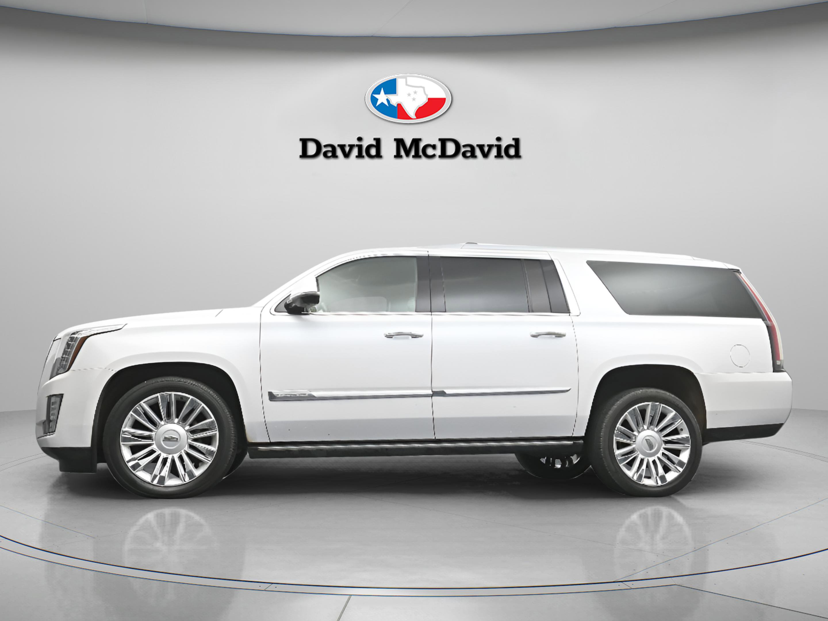 Used 2016 Cadillac Escalade ESV Platinum AWD/4WD image 35