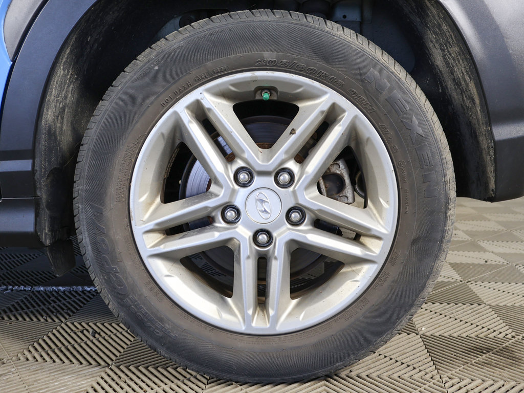 Used 2018 Hyundai Kona SE AWD/4WD image 15