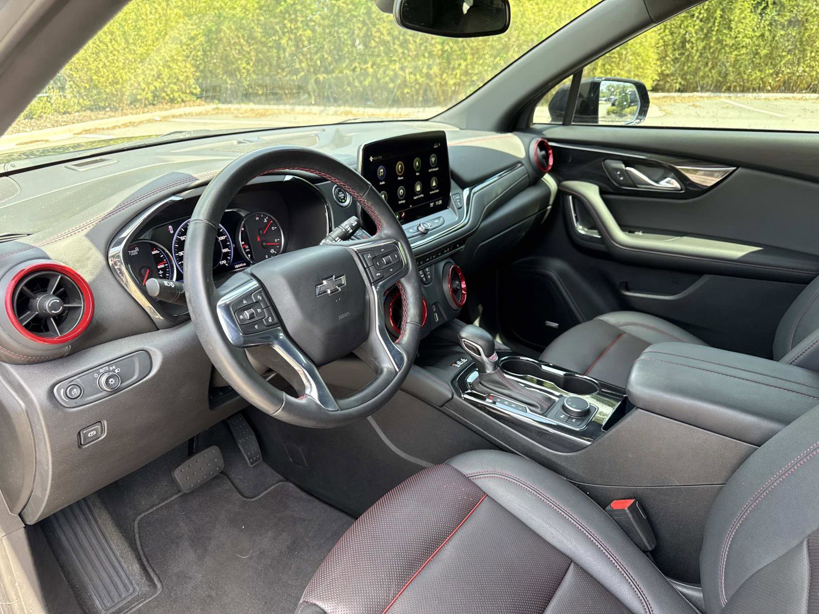 Used 2024 Chevrolet Blazer RS FWD image 21