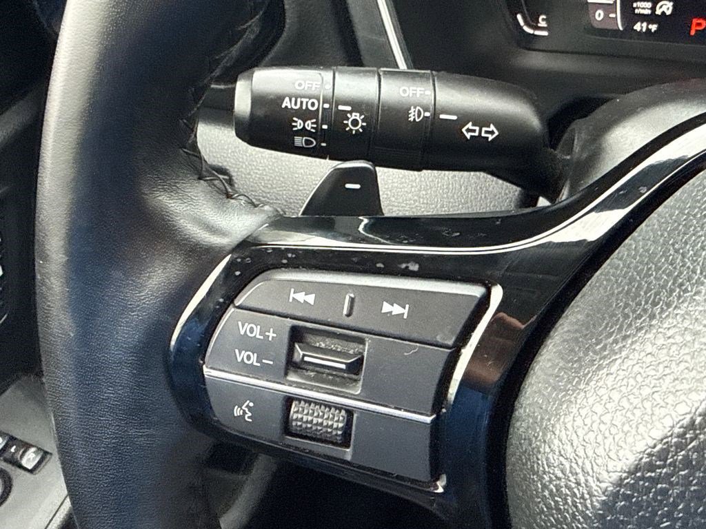Certified 2023 Honda Pilot Elite image 26