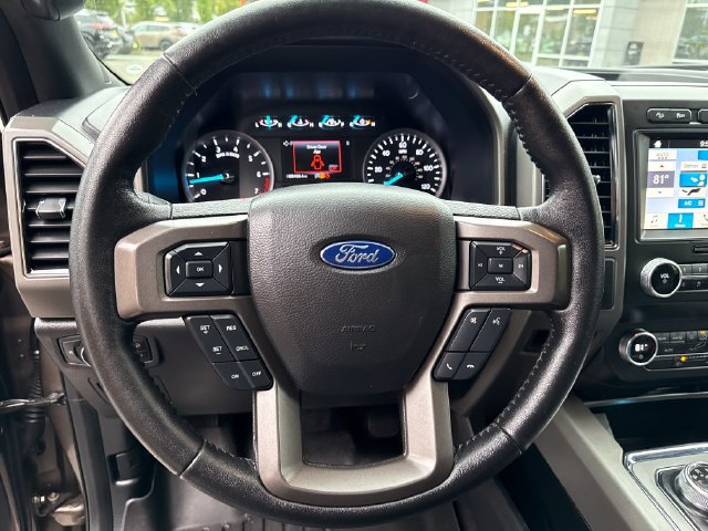 Used 2019 Ford Expedition XLT w/ Equipment Group 201A AWD/4WD image 18