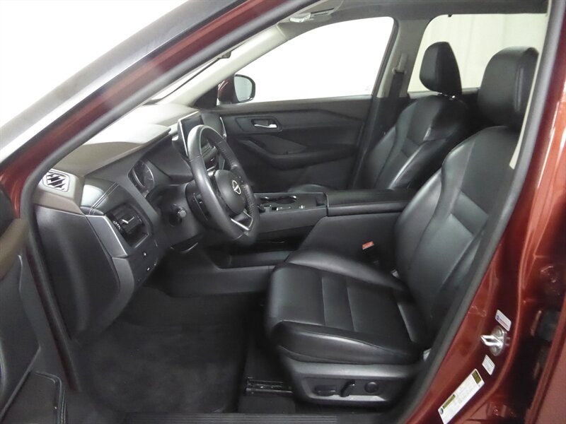 Used 2022 Nissan Rogue SV w/ SV Premium Package FWD image 21
