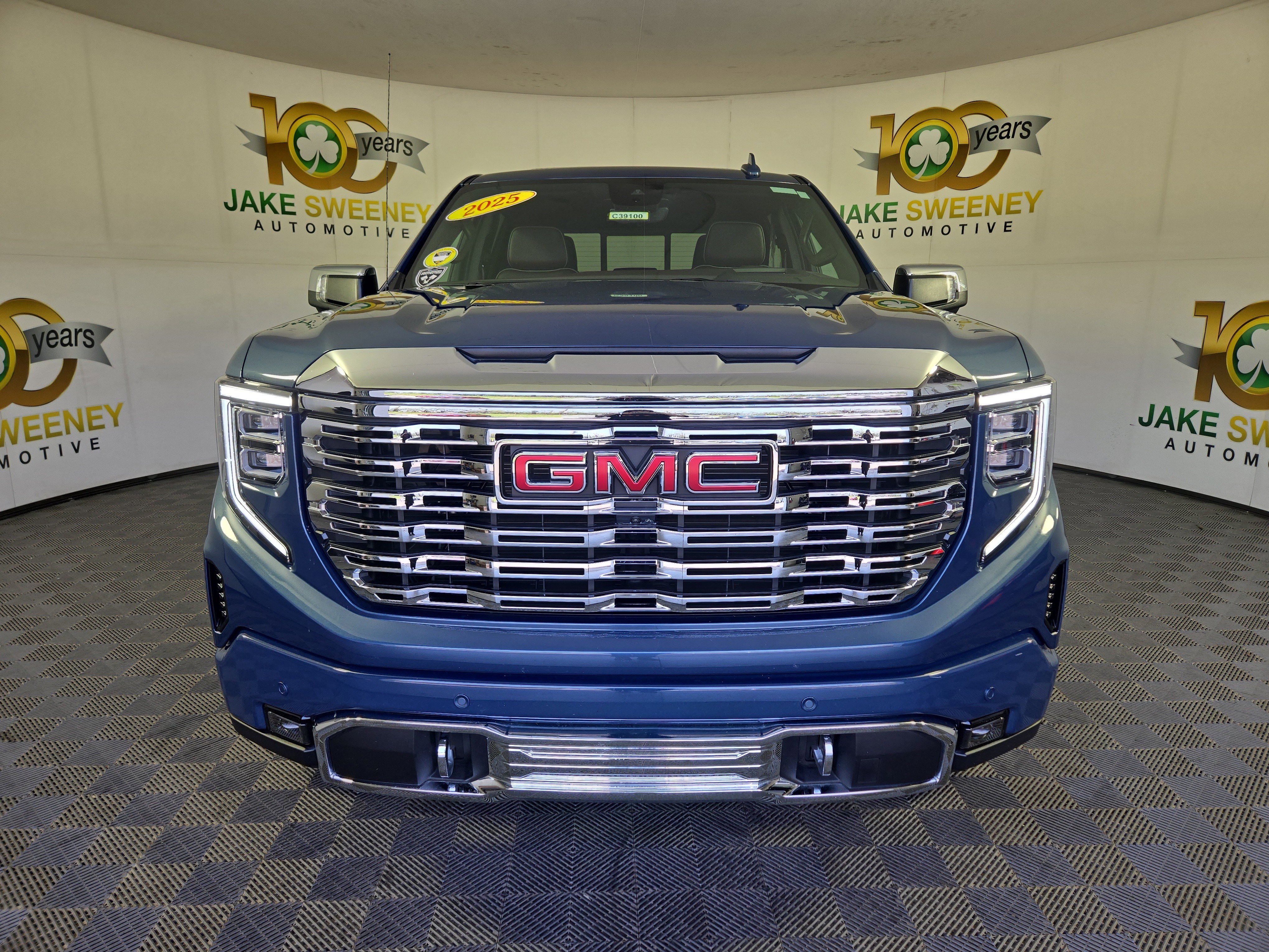 Used 2025 GMC Sierra 1500 Denali w/ Denali Reserve Package image 3