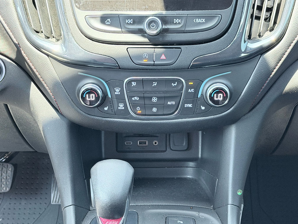 Used 2023 Chevrolet Equinox RS FWD image 18