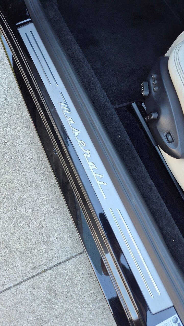 Used 2012 Maserati GranTurismo S RWD image 42