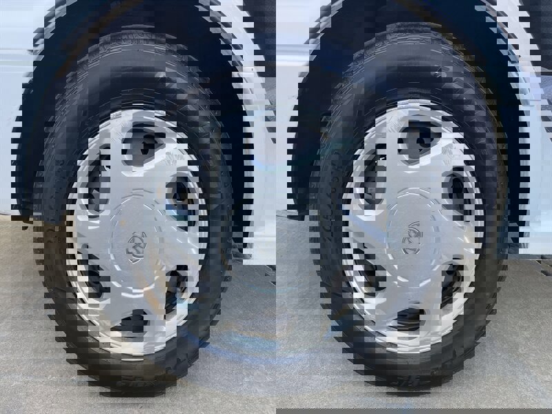 Used 2000 Toyota Camry LE image 15