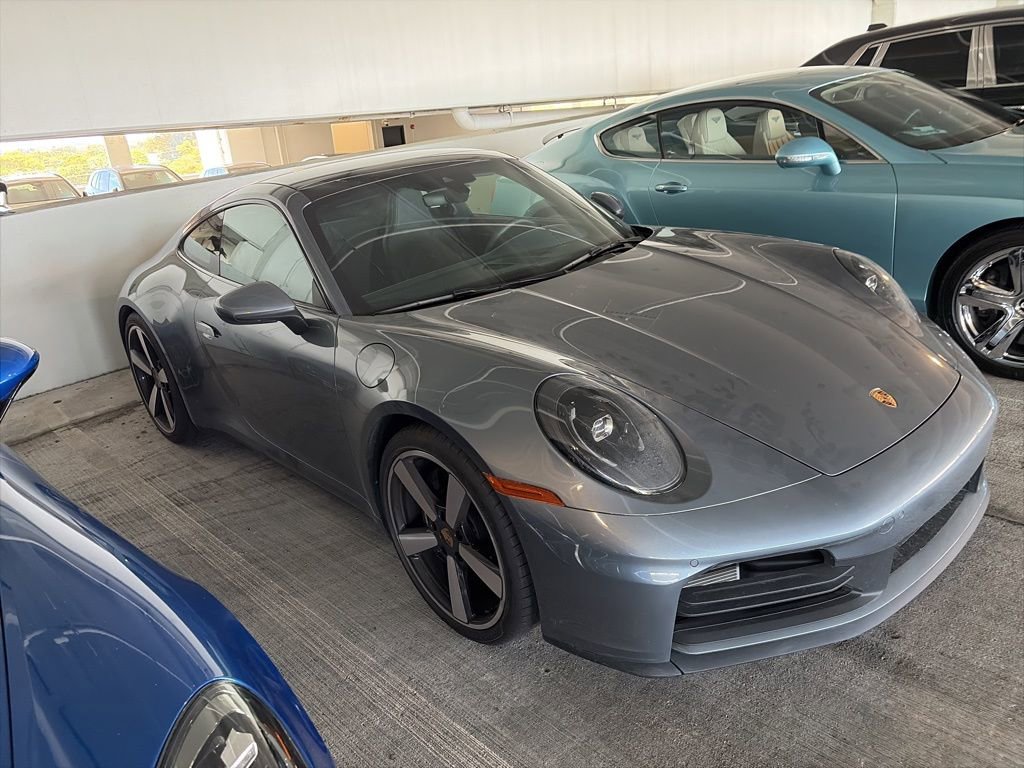 Certified 2025 Porsche 911 Carrera RWD image 6