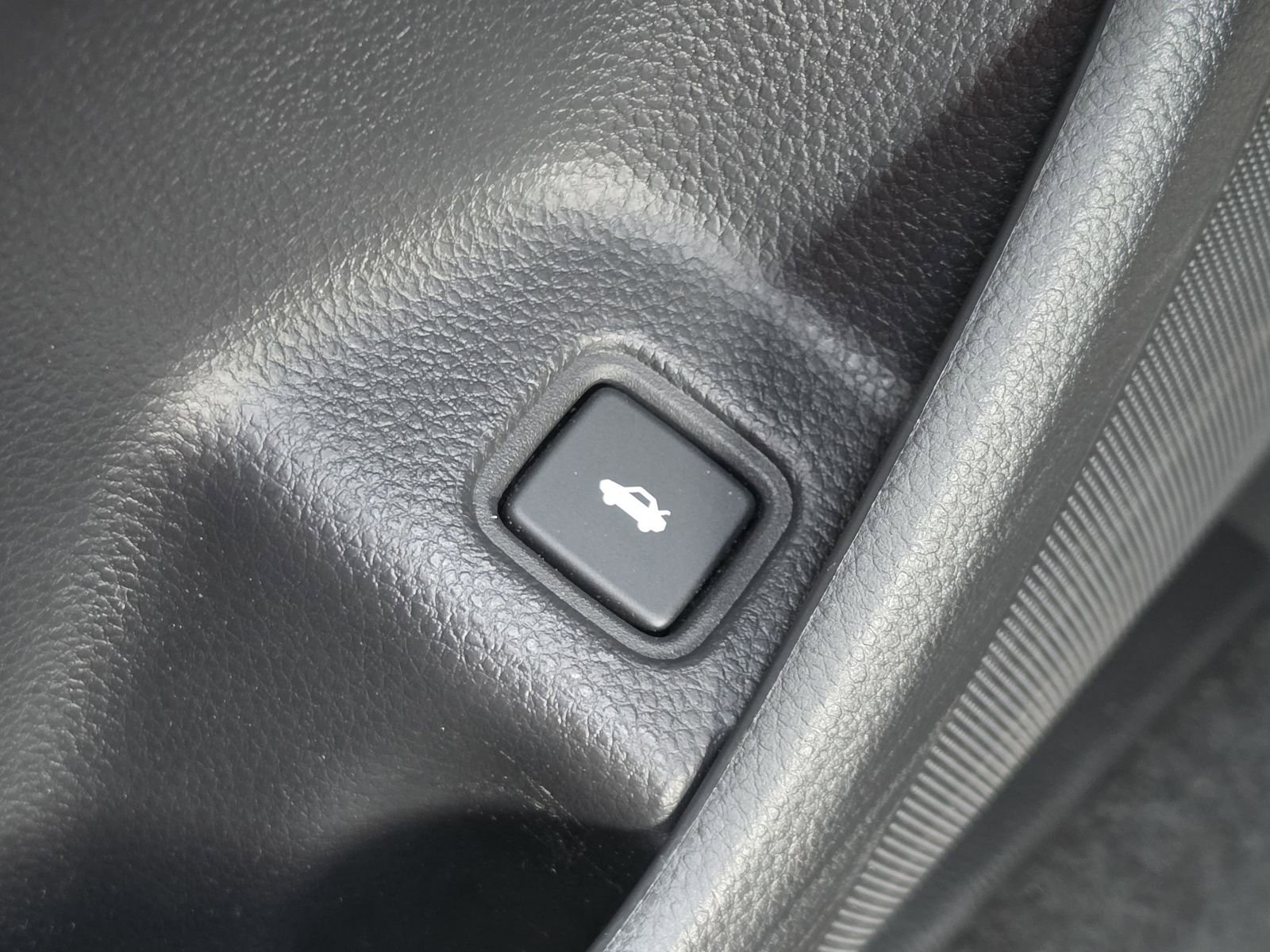 Used 2022 Honda Accord Sport image 16