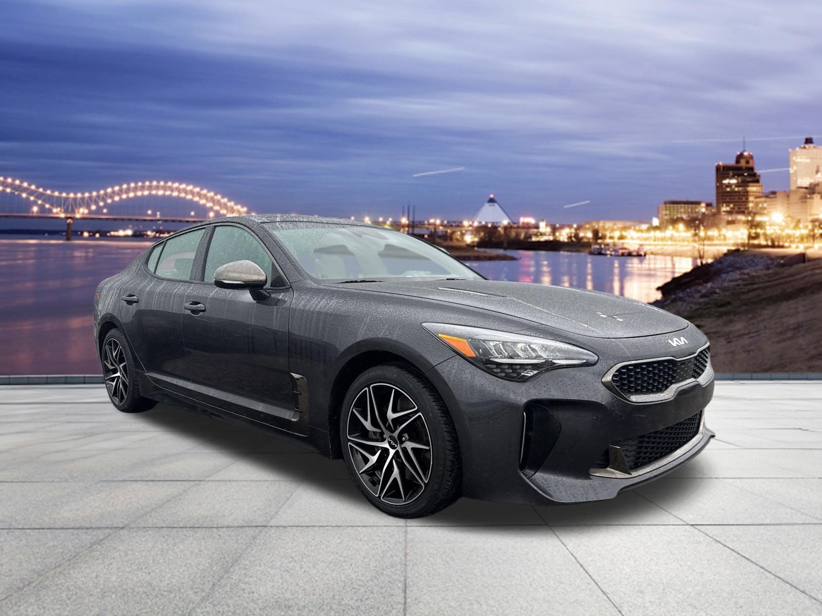 Used 2023 Kia Stinger GT-Line w/ Sun & Sound Package RWD image 4