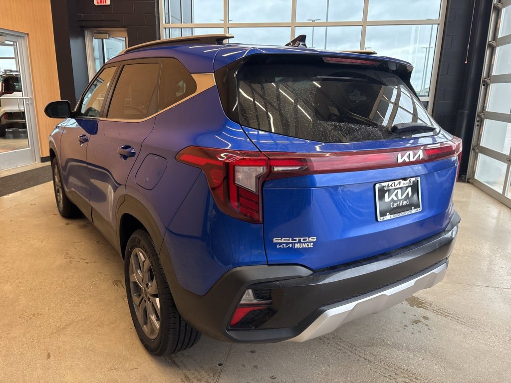 Certified 2024 Kia Seltos S image 10