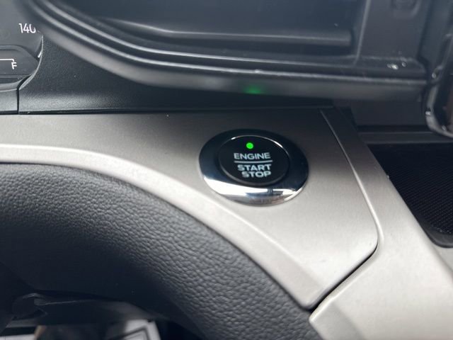 Used 2020 Ford Explorer XLT w/ Comfort Package image 19