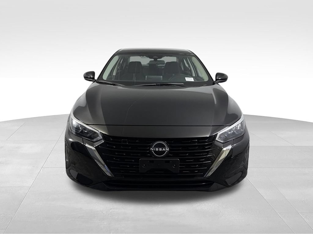 Used 2025 Nissan Sentra SV FWD image 3