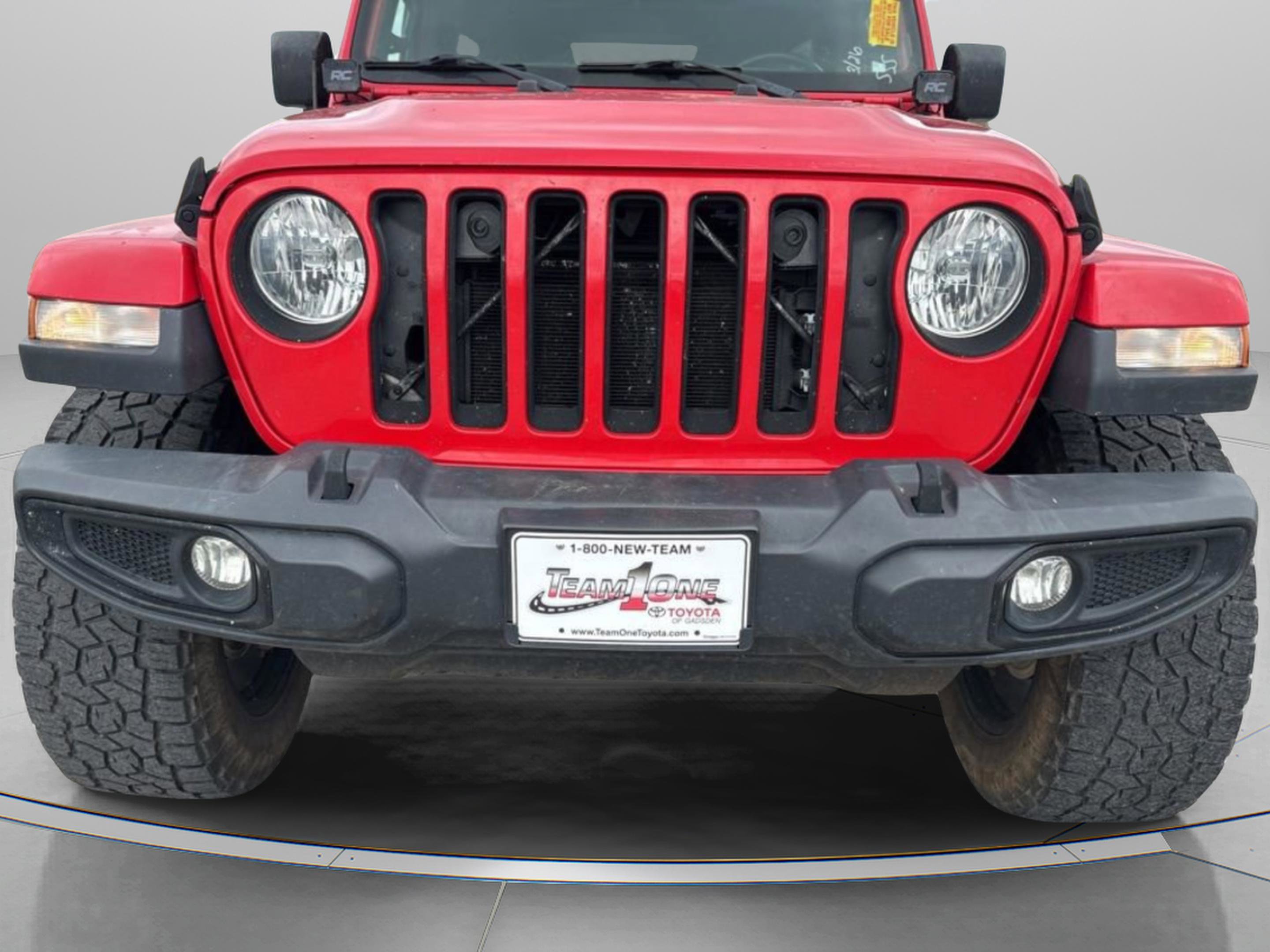 Used 2019 Jeep Wrangler Unlimited Sahara image 4