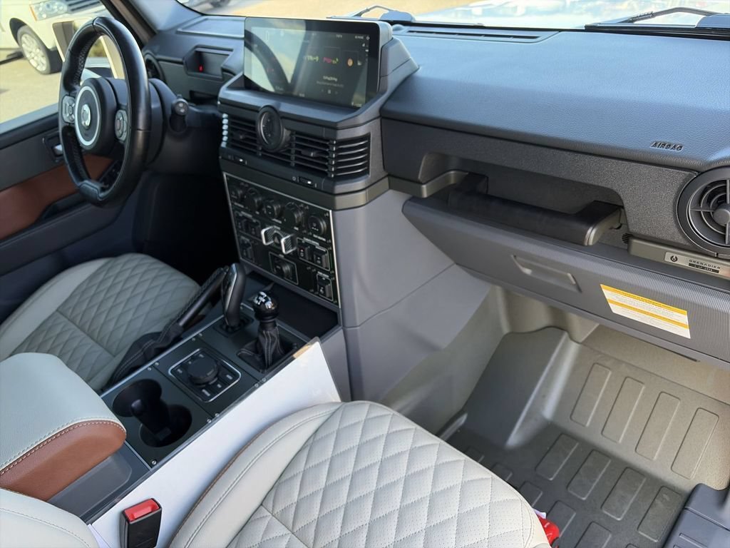 Used 2025 INEOS Grenadier Station Wagon AWD/4WD image 14