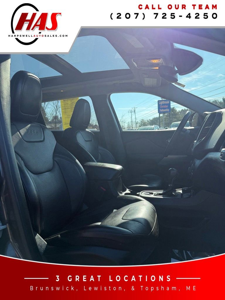 Used 2022 Jeep Cherokee Latitude Lux w/ Sun & Sound Group AWD/4WD image 13