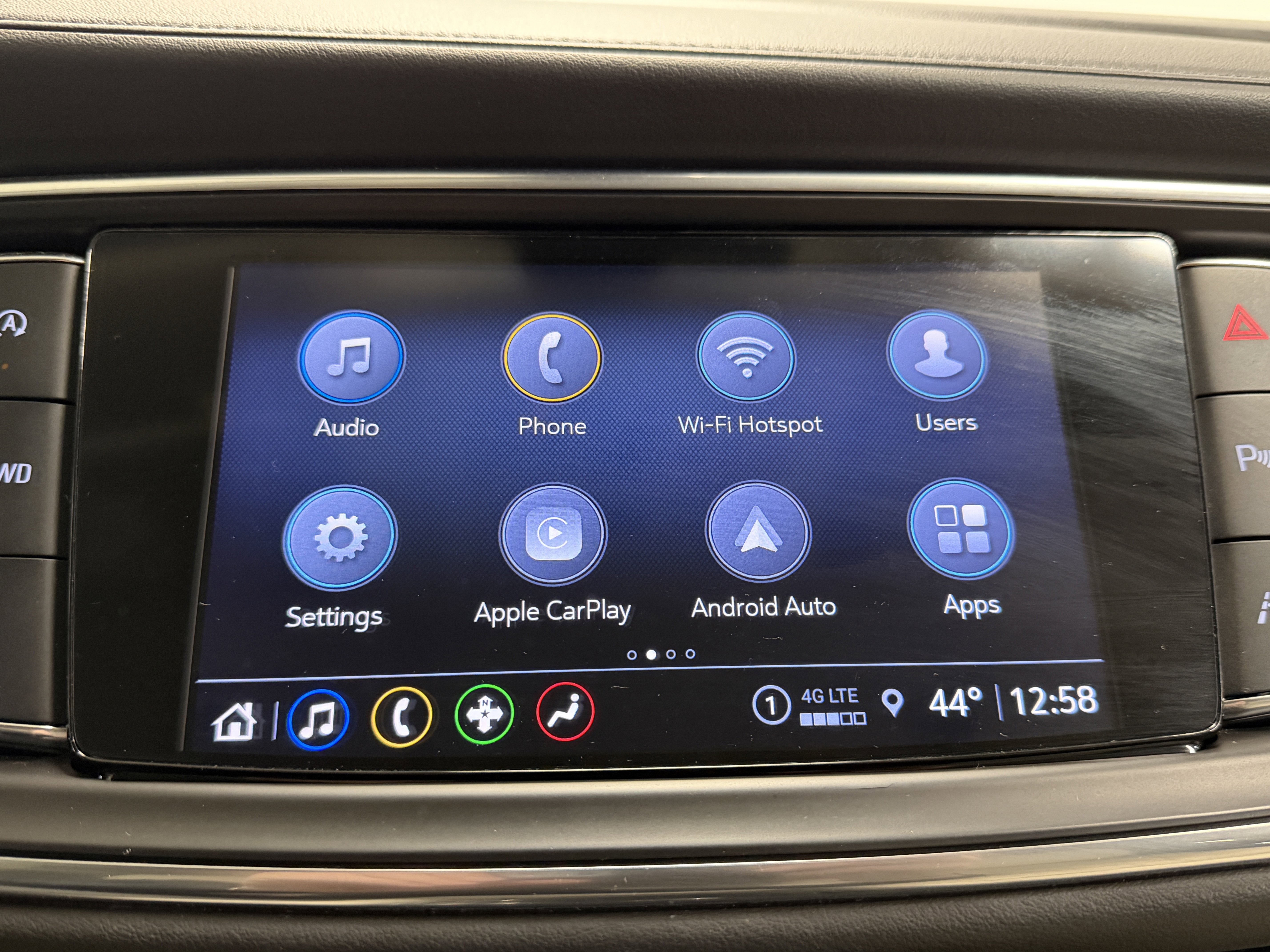 Used 2023 Buick Enclave Essence w/ Experience Buick Package image 10