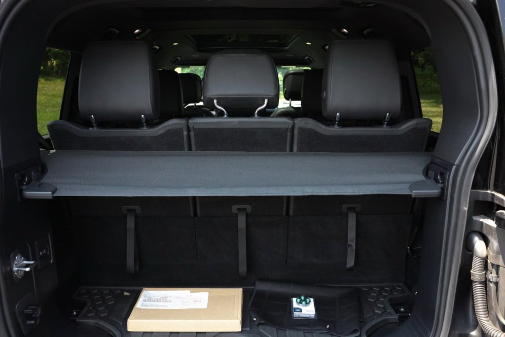 Used 2024 Land Rover Defender 130 V8 image 34