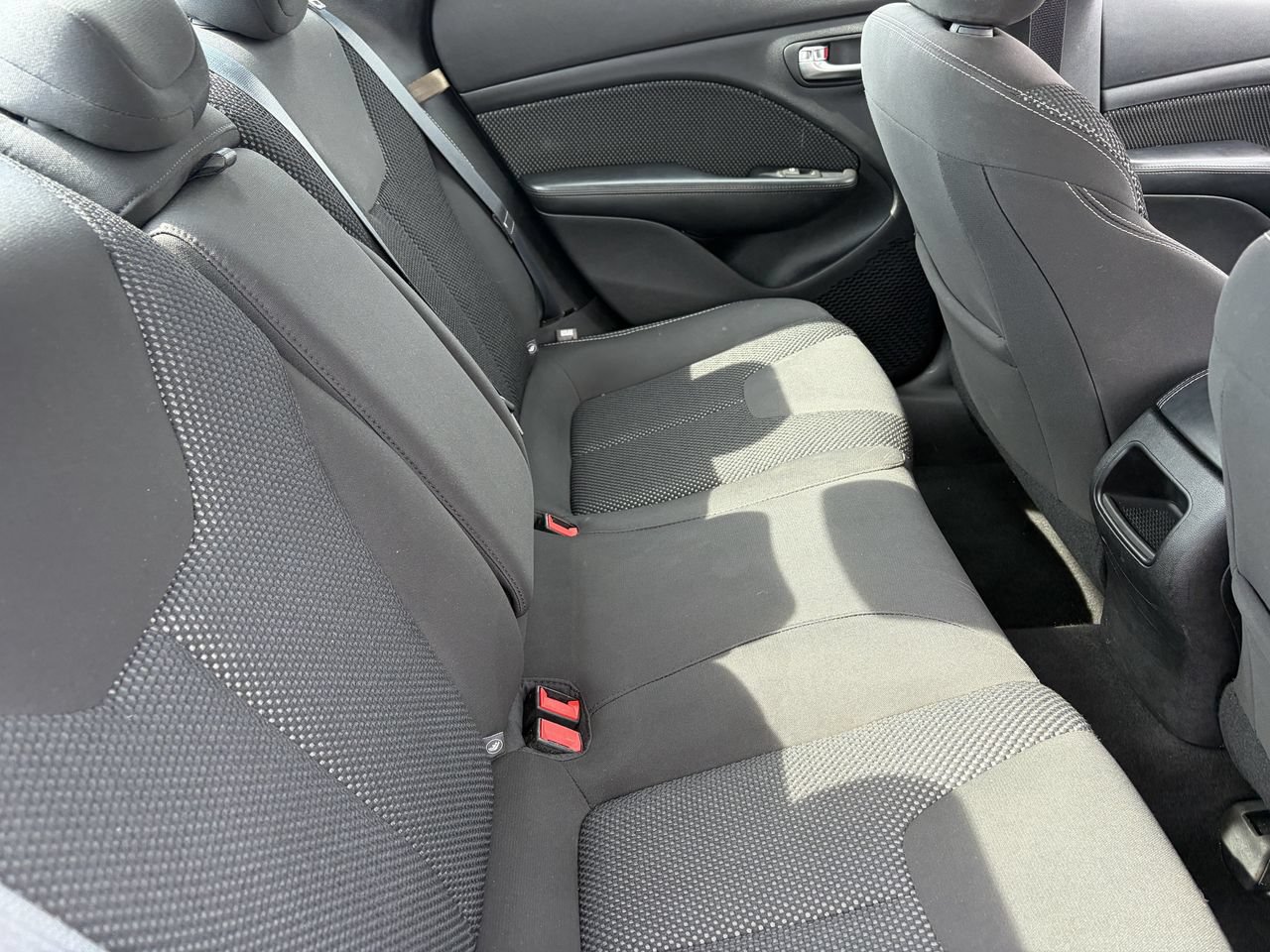 Used 2016 Dodge Dart SXT FWD image 13