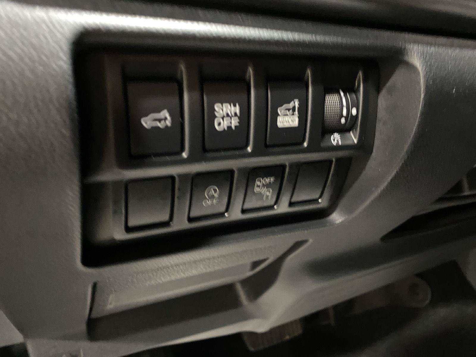 Used 2022 Subaru Forester Premium AWD/4WD image 20