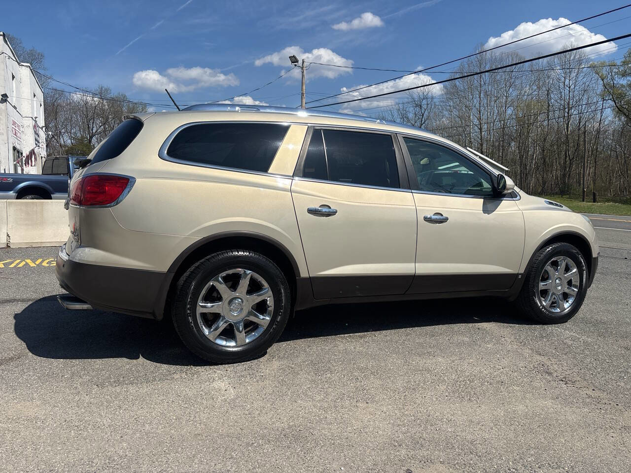 Used 2008 Buick Enclave CXL w/ Entertainment Package #3 AWD/4WD image 11