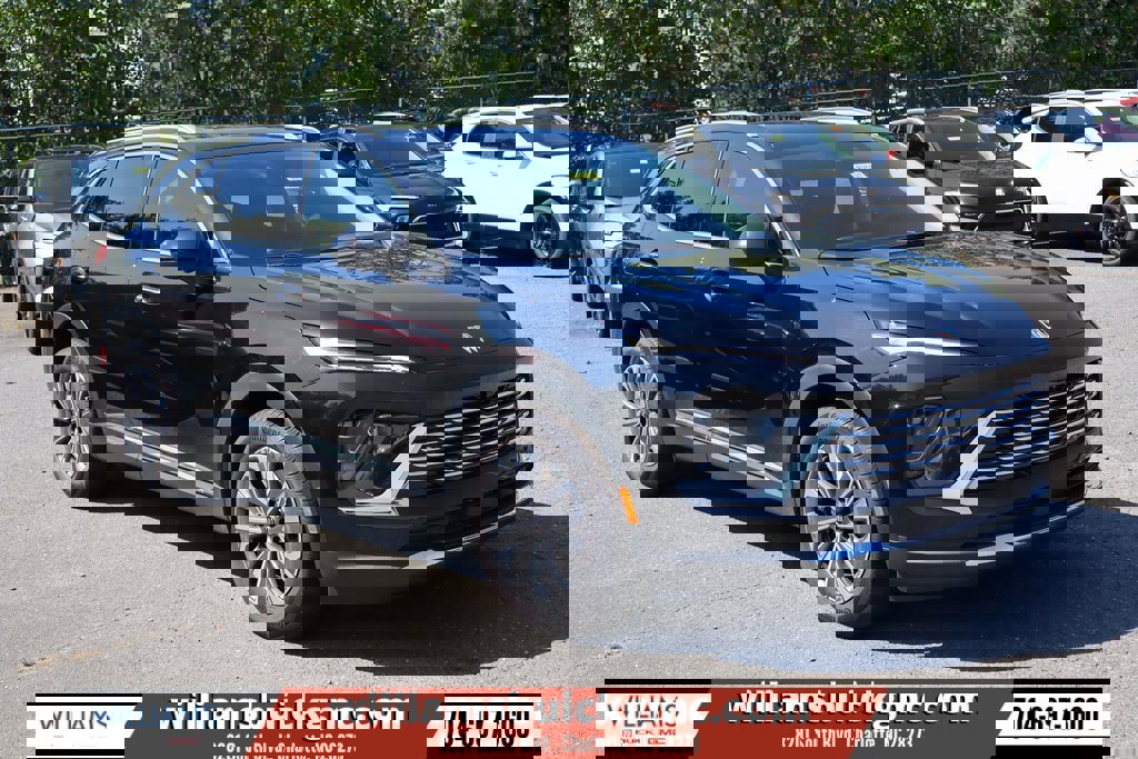 New 2025 Buick Envision Preferred