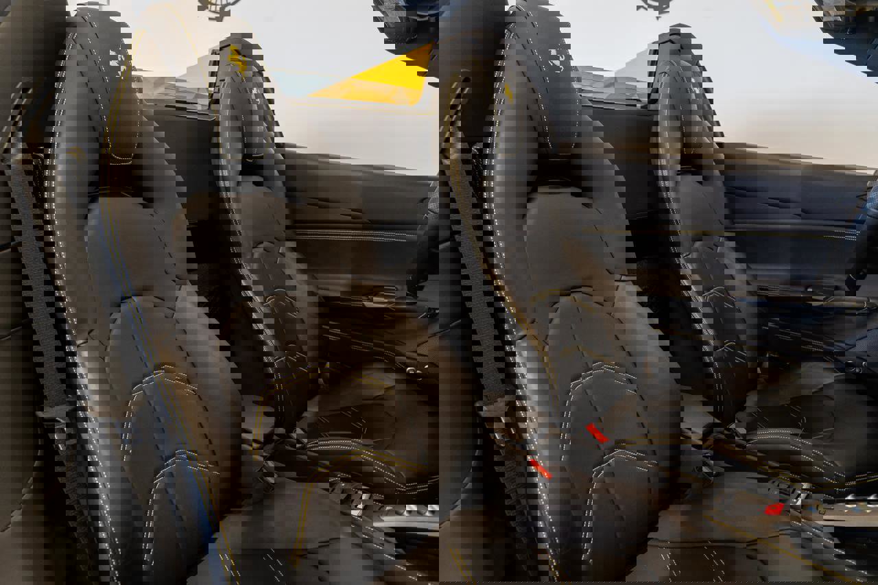 Used 2018 Ferrari 488 Spider image 9