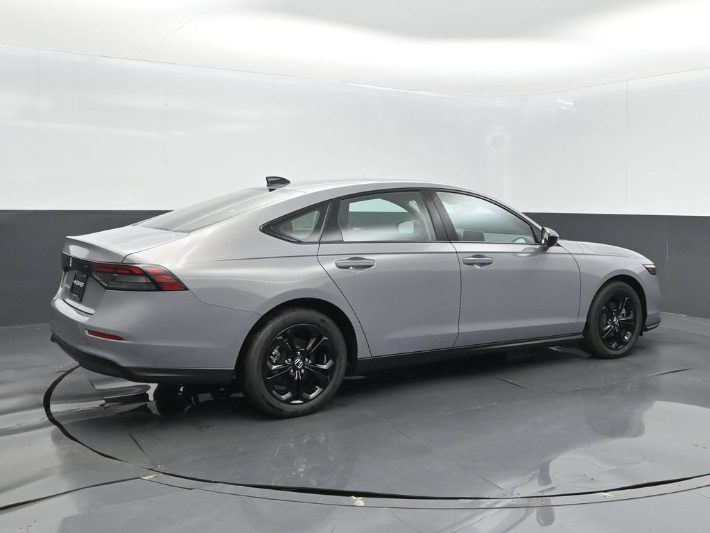 New 2025 Honda Accord SE image 8