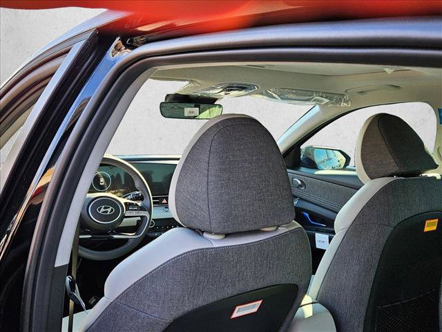 New 2026 Hyundai Elantra Limited image 13